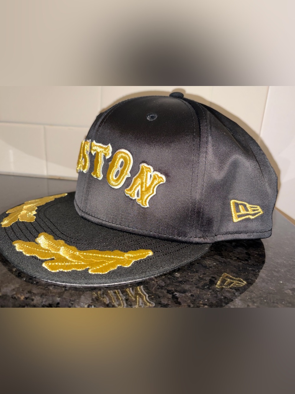 New Era -  Boston Sox 2025 “59FIFTY Day” Gold Leaf Fitted Hat (New) *Limited* - Picture 16 of 16